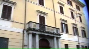 Il palazzo di Nino Costa in piazza s. Francesco d'Assisi