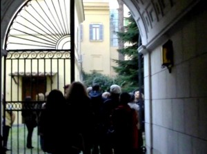 Il cortile del palazzo dov'era il quartier generale dei garibaldini