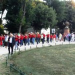 L'arrivo della banda a Villa Pamphilj